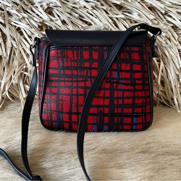 VERA BRADLEY Navy & Red Art Plaid S Tasseled Crossbody Bag Vegan Leather Flap - Picture 5 of 10